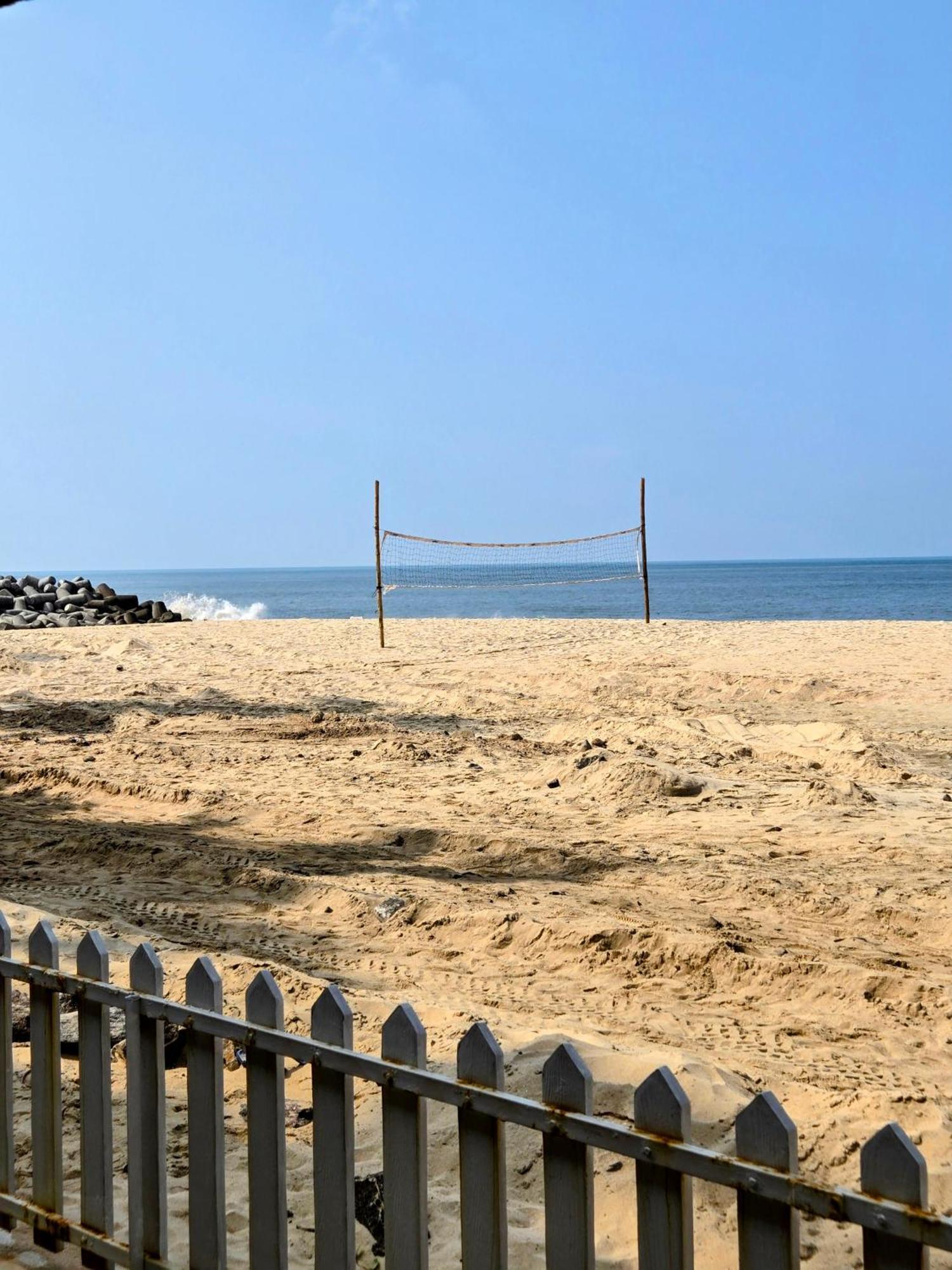 Ether Marari Beachfront Mararikulam Exterior photo