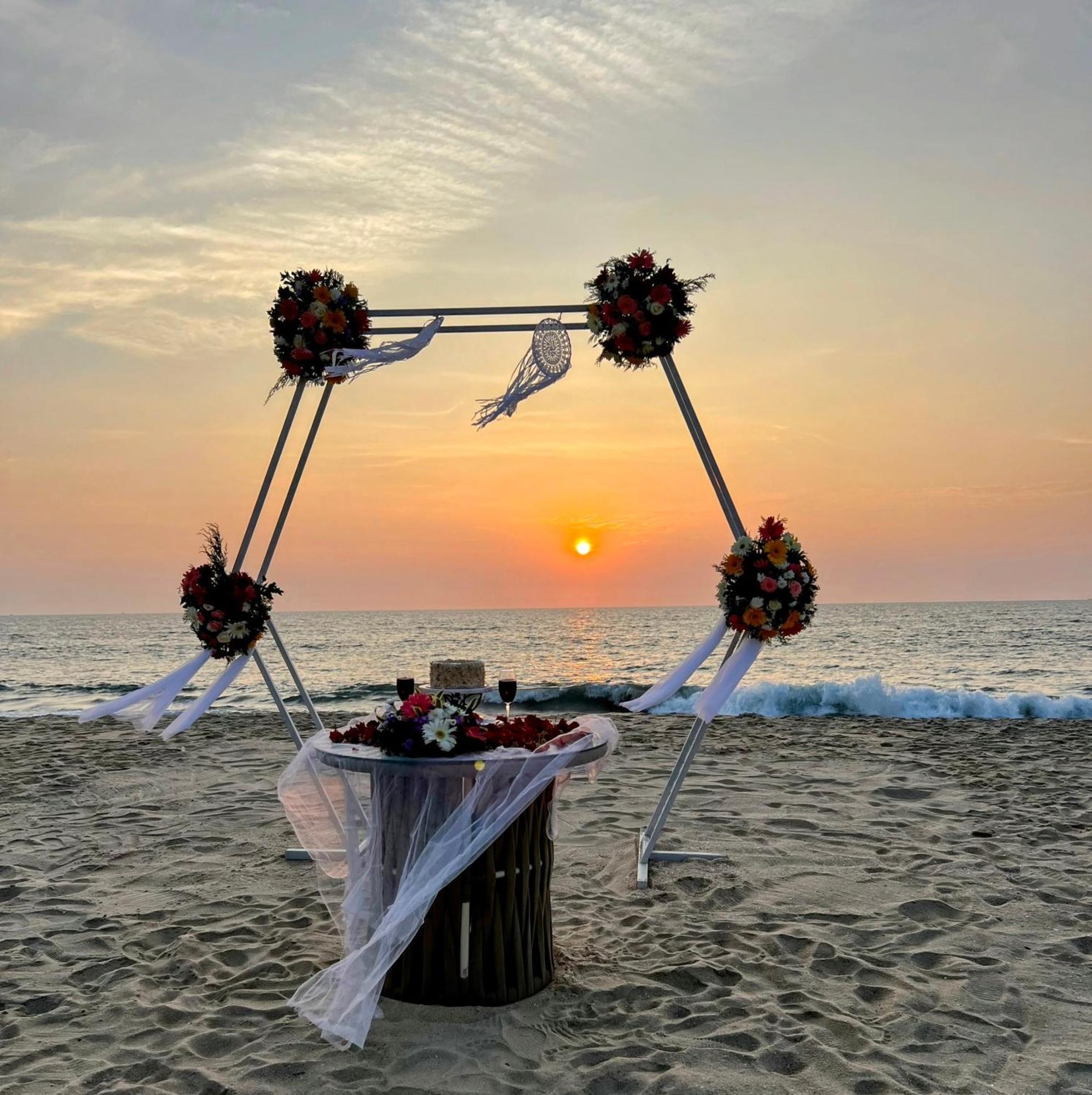 Ether Marari Beachfront Mararikulam Exterior photo